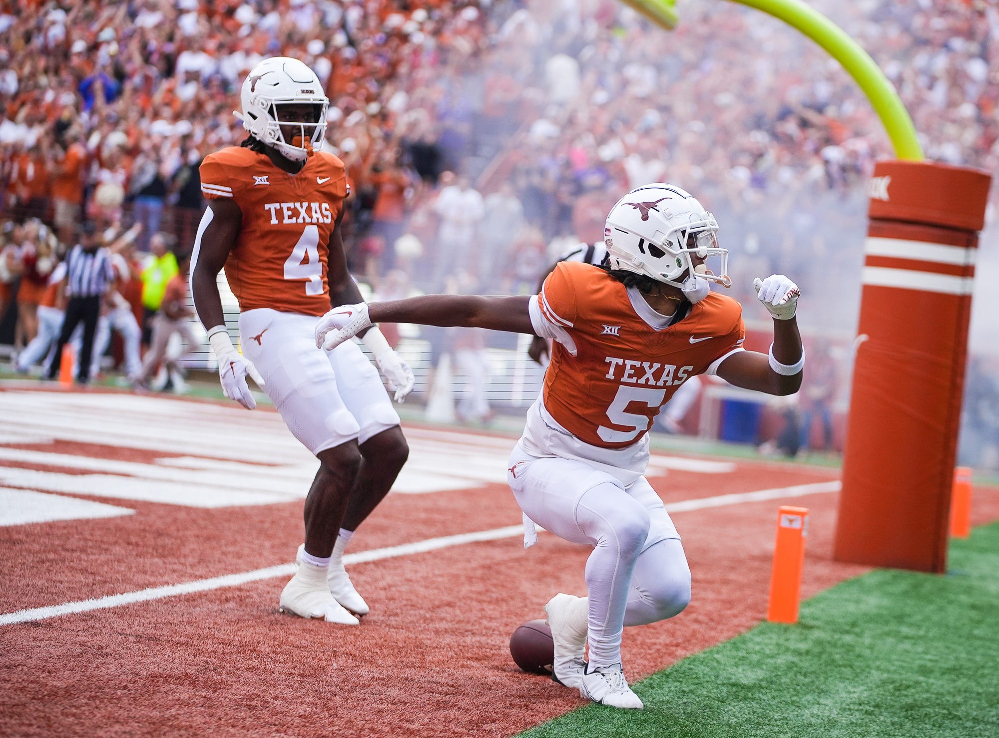 Texas wide receiver Adonai Mitchell